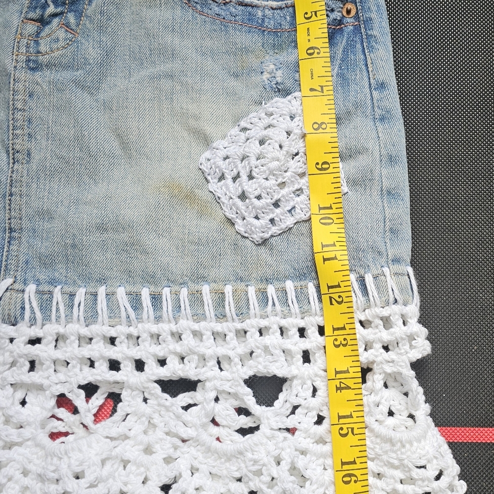 American Eagle Outfitters Blue Denim Skirt with White Crochet Hem - Picture 8 of 8